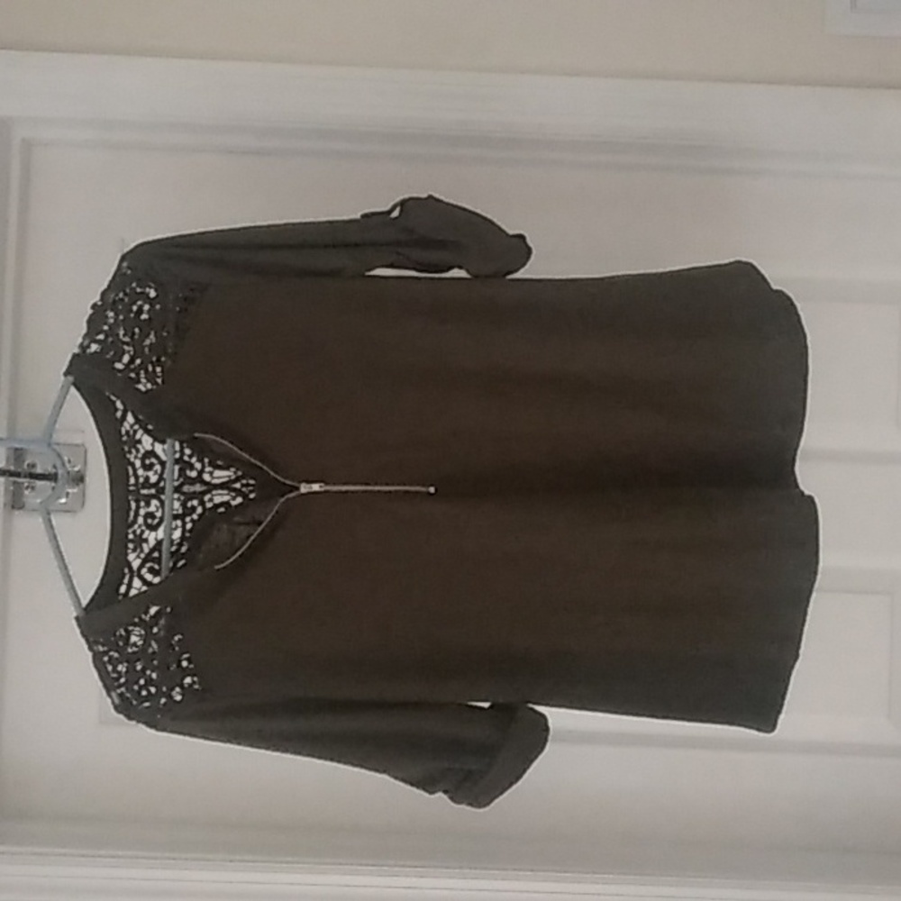 Womens top size L